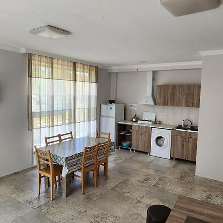 אורקי Rio Cottage Apartment מראה חיצוני תמונה